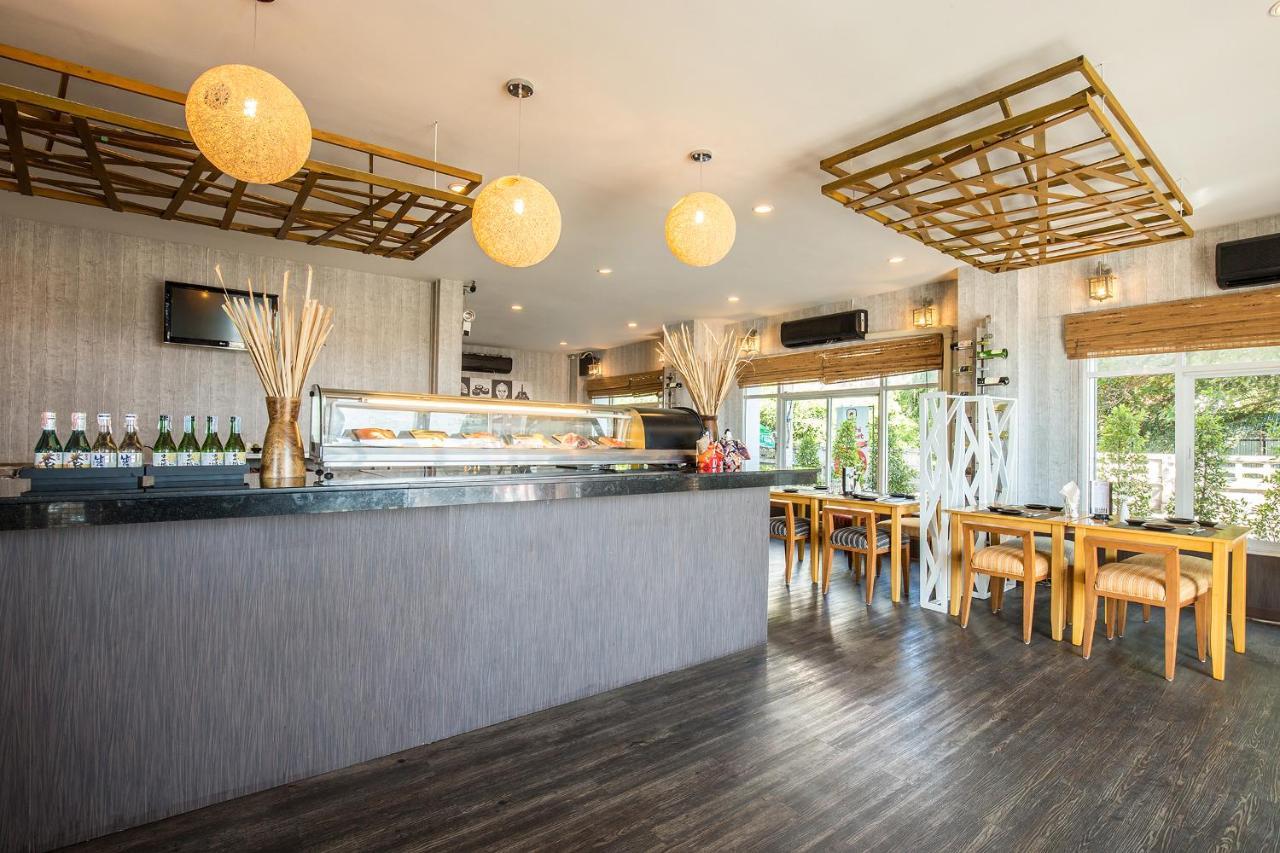 D Varee Jomtien Beach, Pattaya Exterior photo Interior of a restaurant