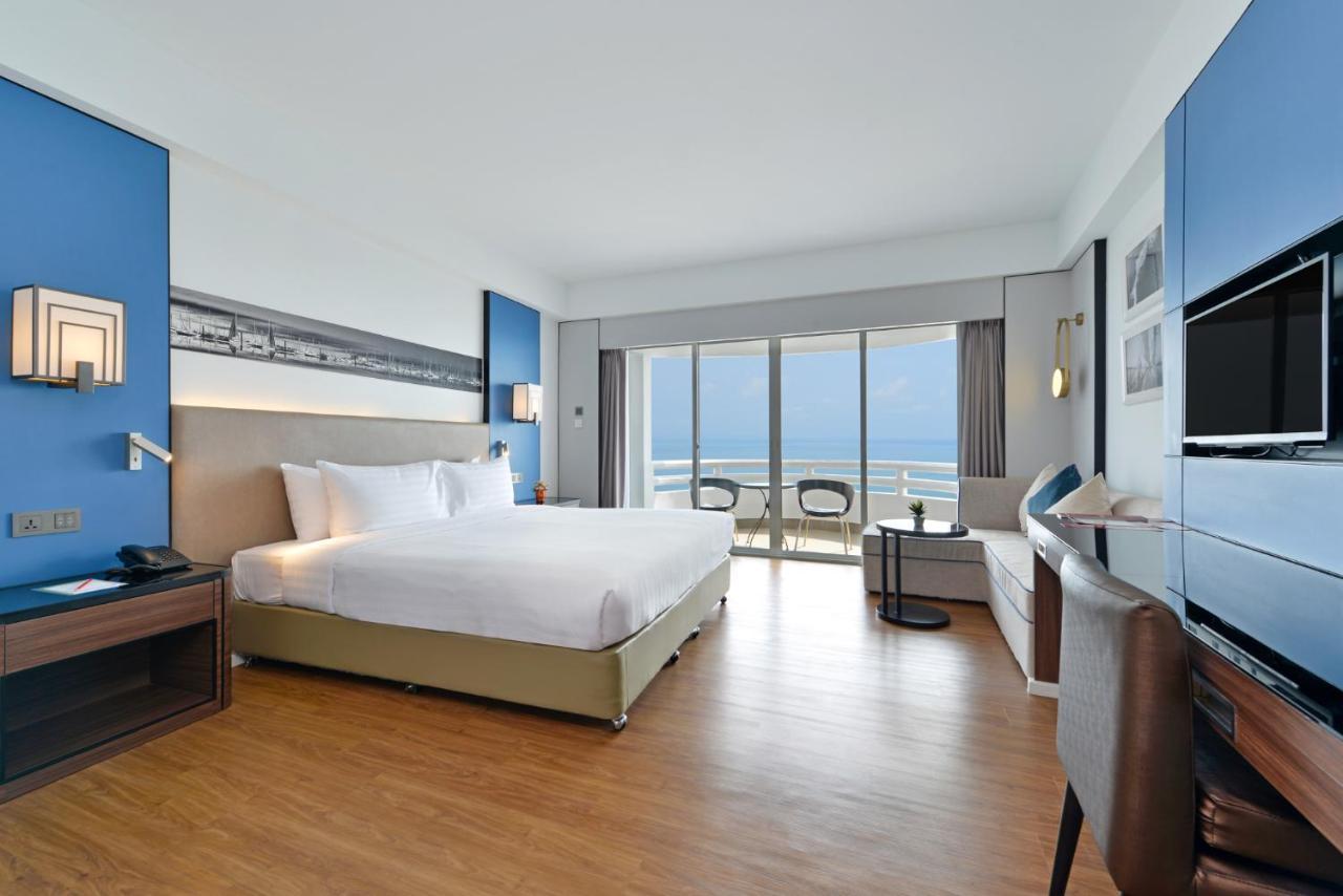 D Varee Jomtien Beach, Pattaya Exterior photo